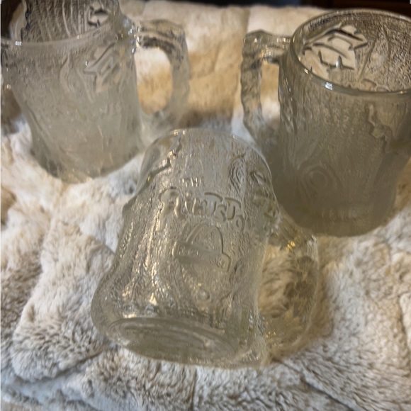 👀💕vintage 1993 FLINTSTONES mugs 💕 - Picture 1 of 6